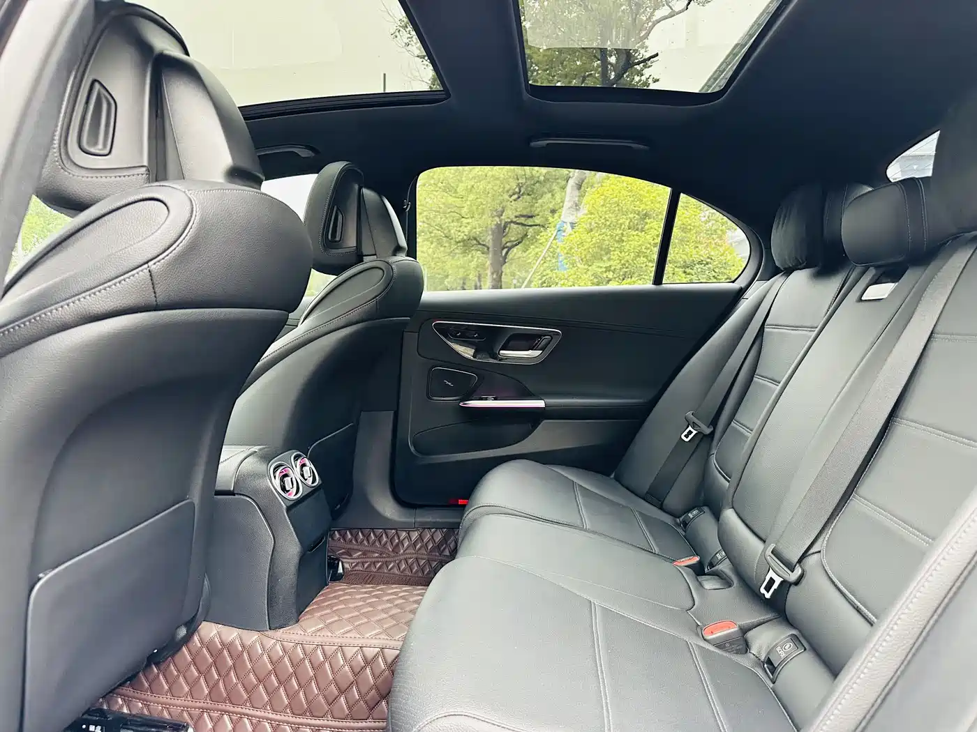 Mercedes-Benz C-Class 2022 C 200 L Sport Version фото 9
