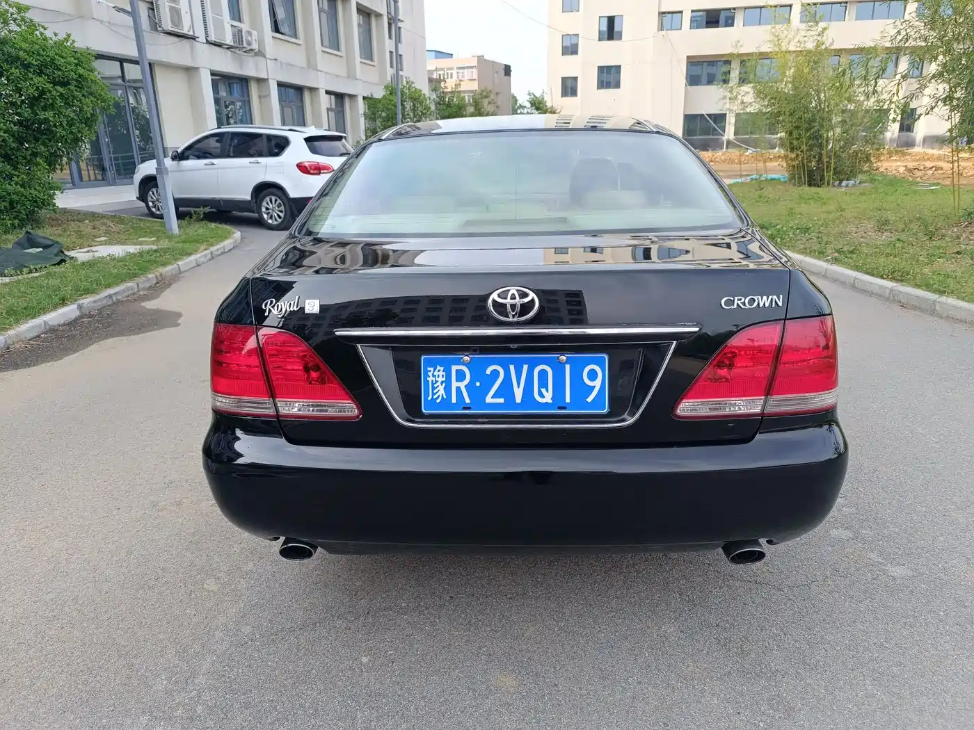 Toyota Crown 2006 2005 Model 3.0L Royal