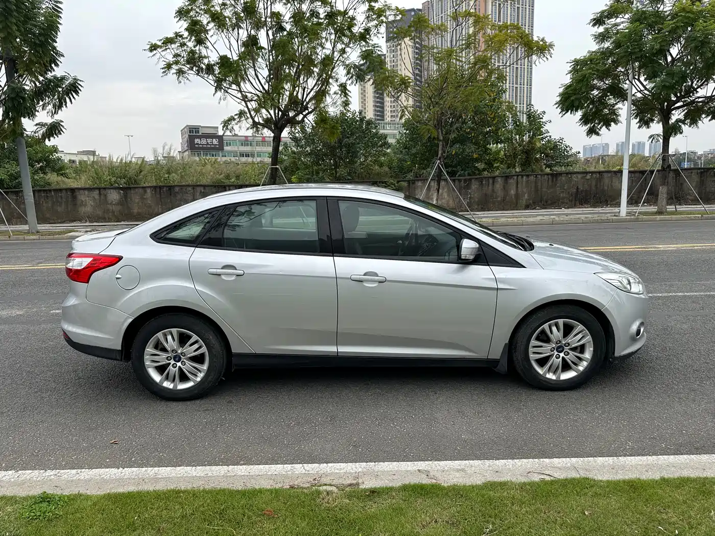 Ford Focus 2012 2012 Sedan 1.6L Automatic Comfort