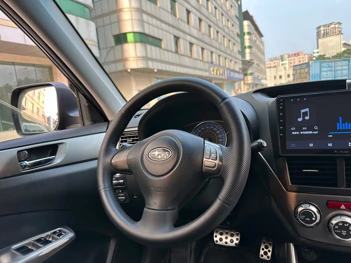 Subaru Forester 2010 2.5XT Automatic Luxury Edition фото 20
