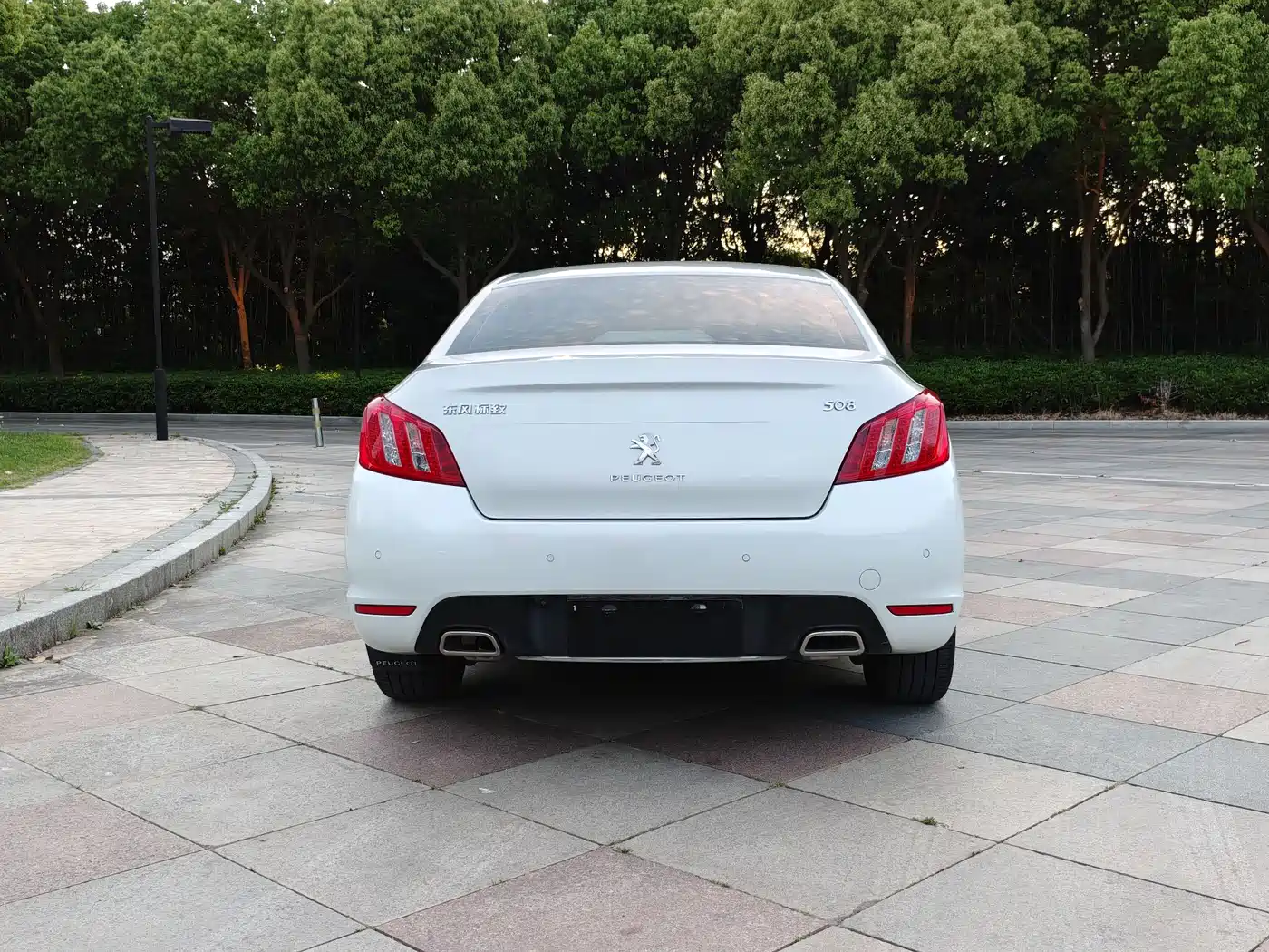 Peugeot 508 2013 2.3L Roland Garros Edition фото 6