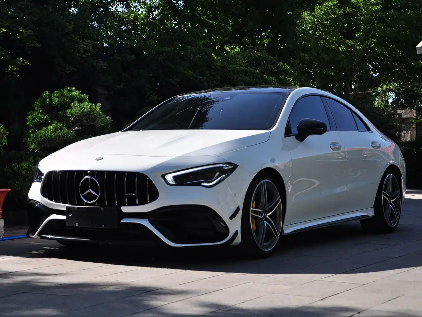 MERCEDES-BENZ CLA AMG