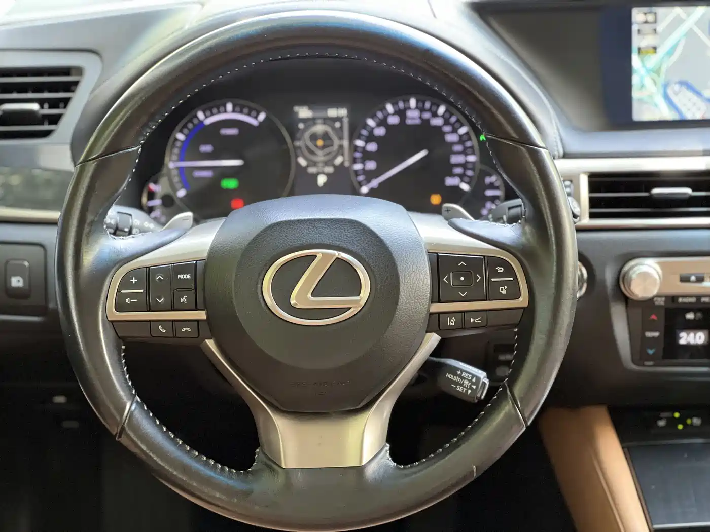 Lexus GS 2016 300h Leading Edition фото 10