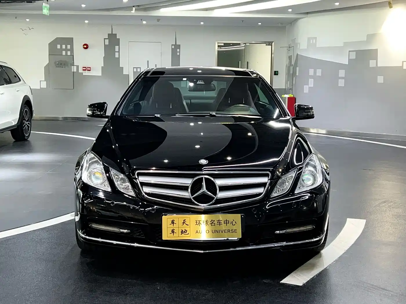 Mercedes-Benz E-Class (Import) 2010 E 260 CGI Coupe фото 2