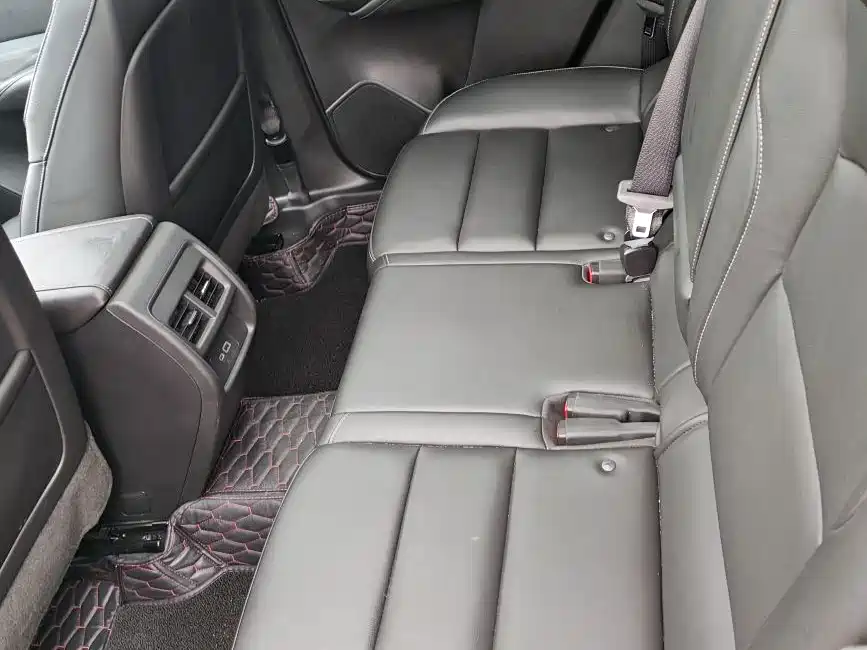 Cadillac XT4 2020 28T FWD Leading Trim фото 10