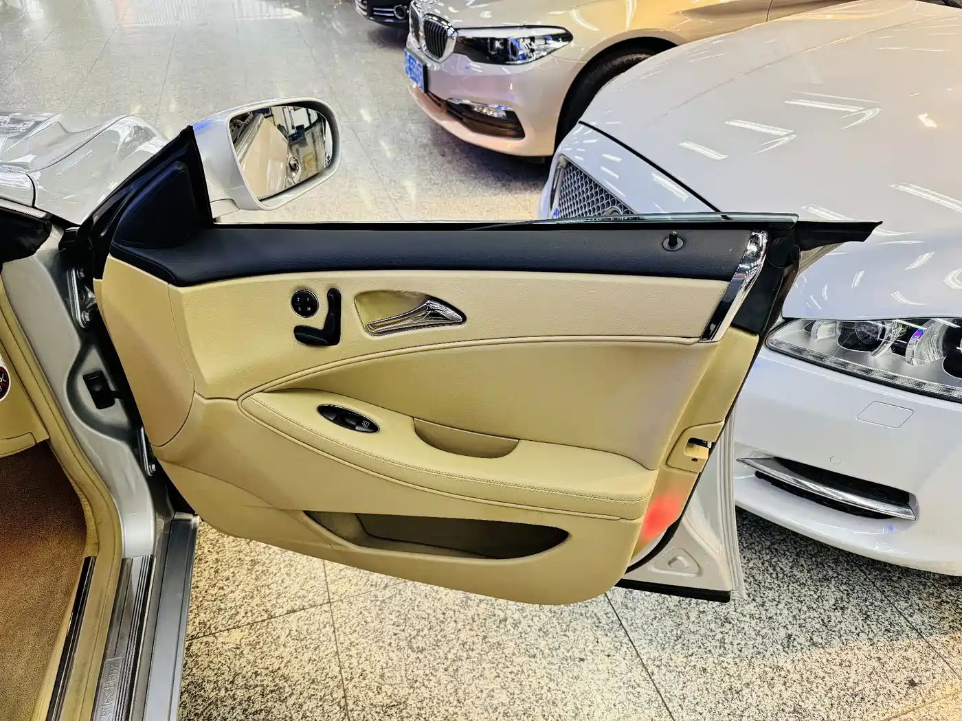 Mercedes-Benz CLS 2009 CLS 350 фото 7