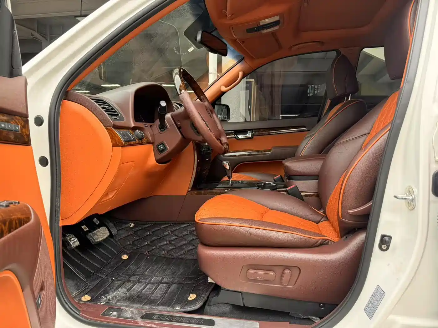 Kia Borego 2013 3.8L Luxury Edition China V фото 4