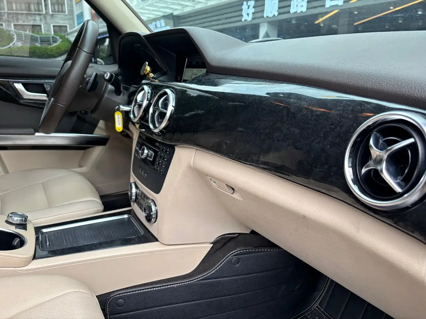 Mercedes-Benz GLK-Class 2014 GLK 260 4MATIC Dynamic фото 23