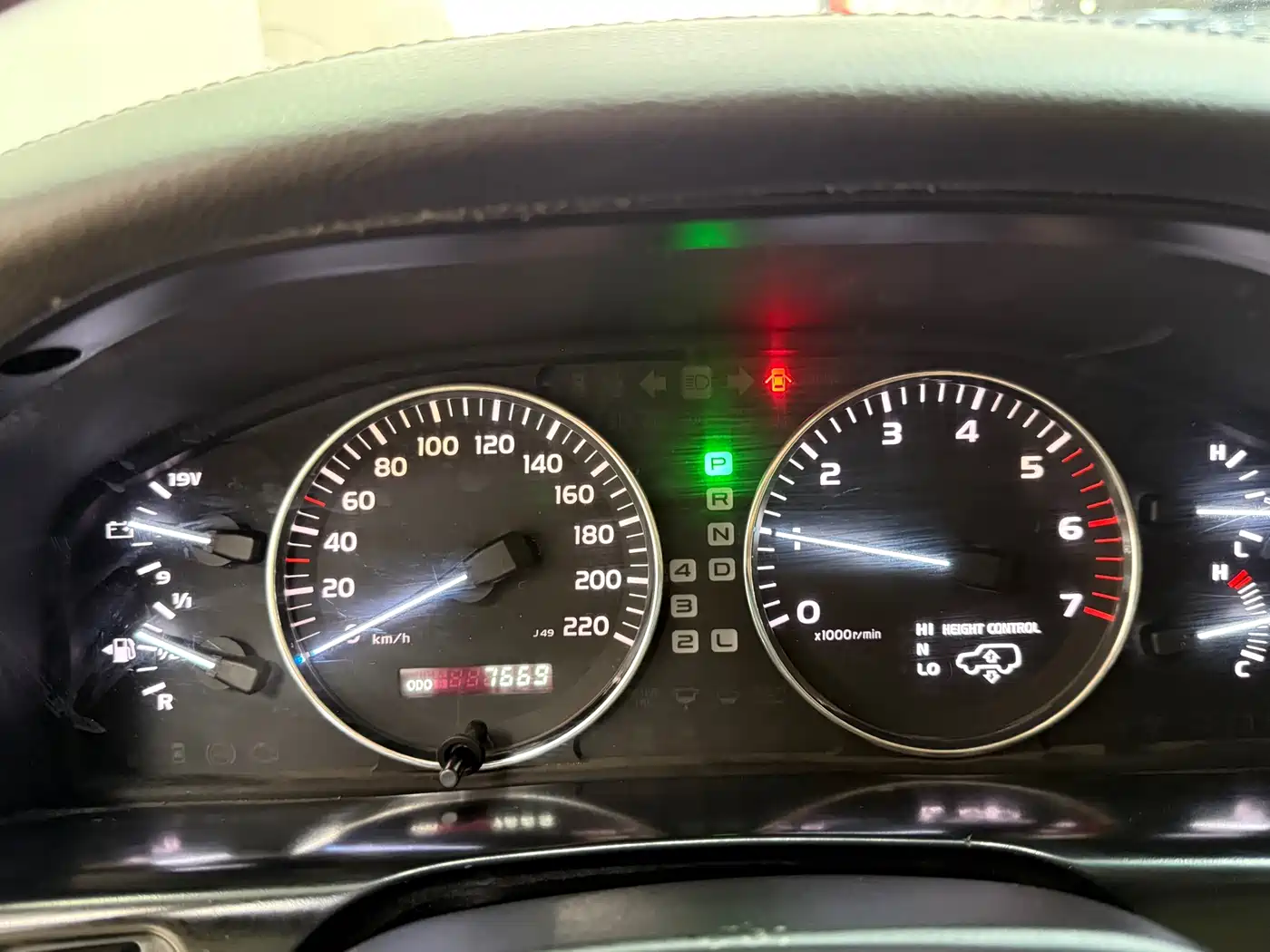 Toyota Land Cruiser 2005 4.7L Automatic VX-R фото 4