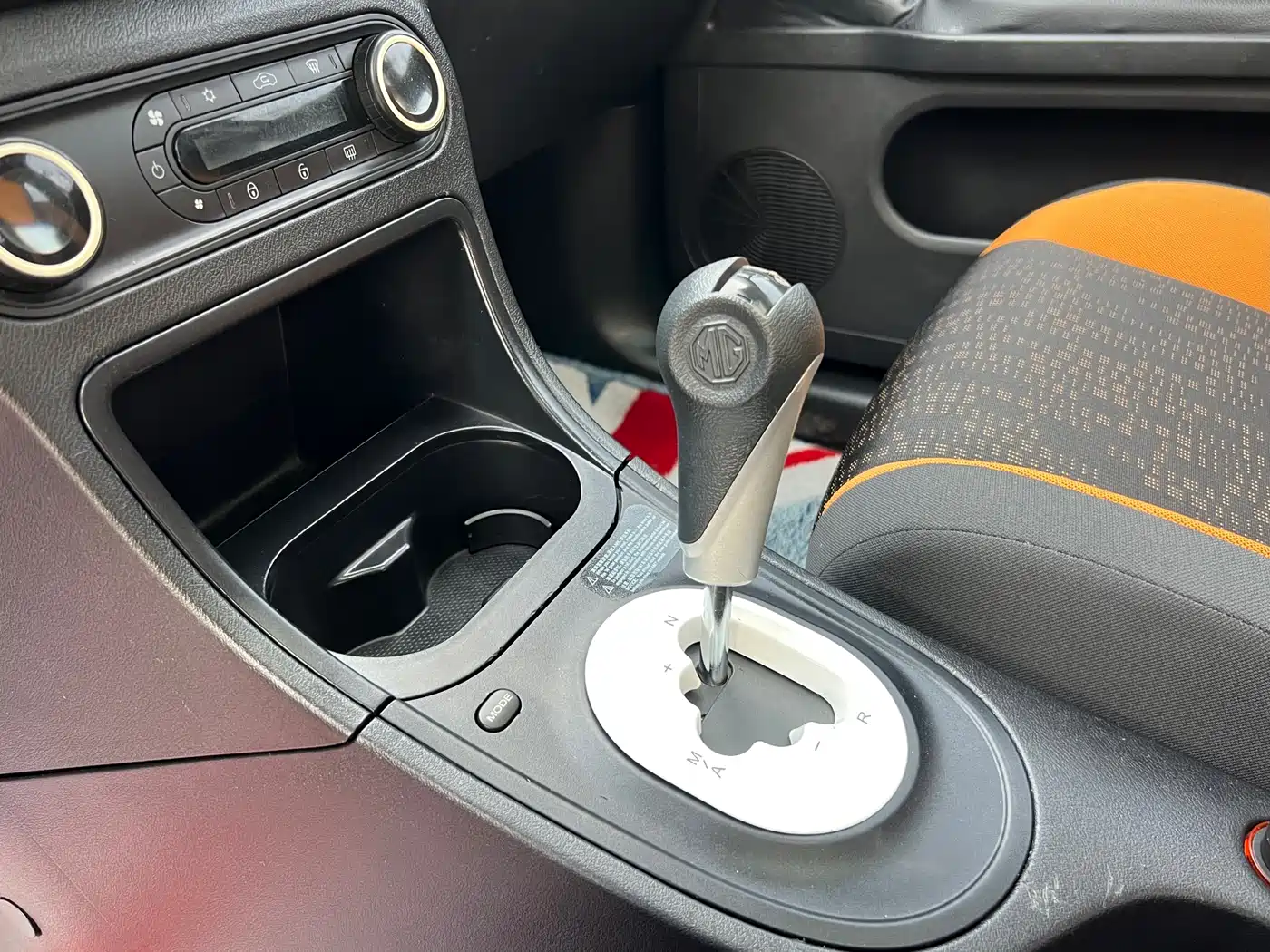 MG 3SW 2016 2015 1.5L AMT Elite