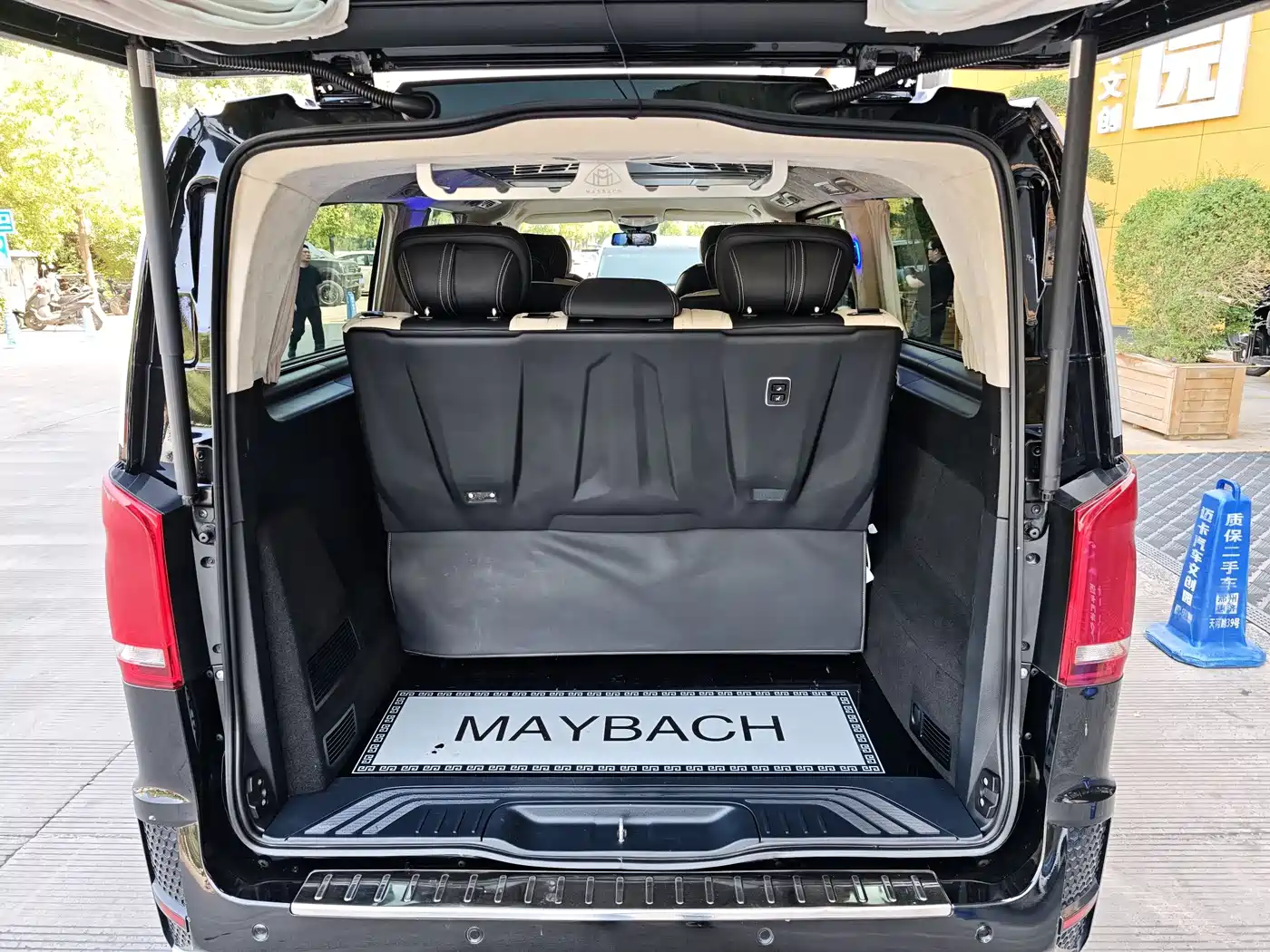 Mercedes-Benz Vito 2021 2.0T Elite 7-Seater фото 11