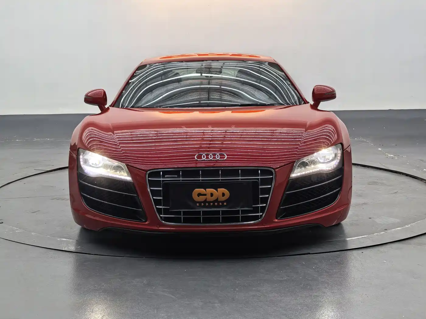 Audi R8 2010 5.2 FSI quattro фото 5