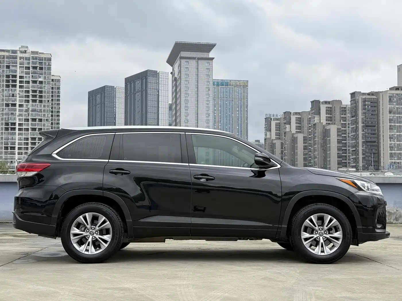 Toyota Highlander 2018 2.0T 2WD Elite 7-seater (China V) фото 13