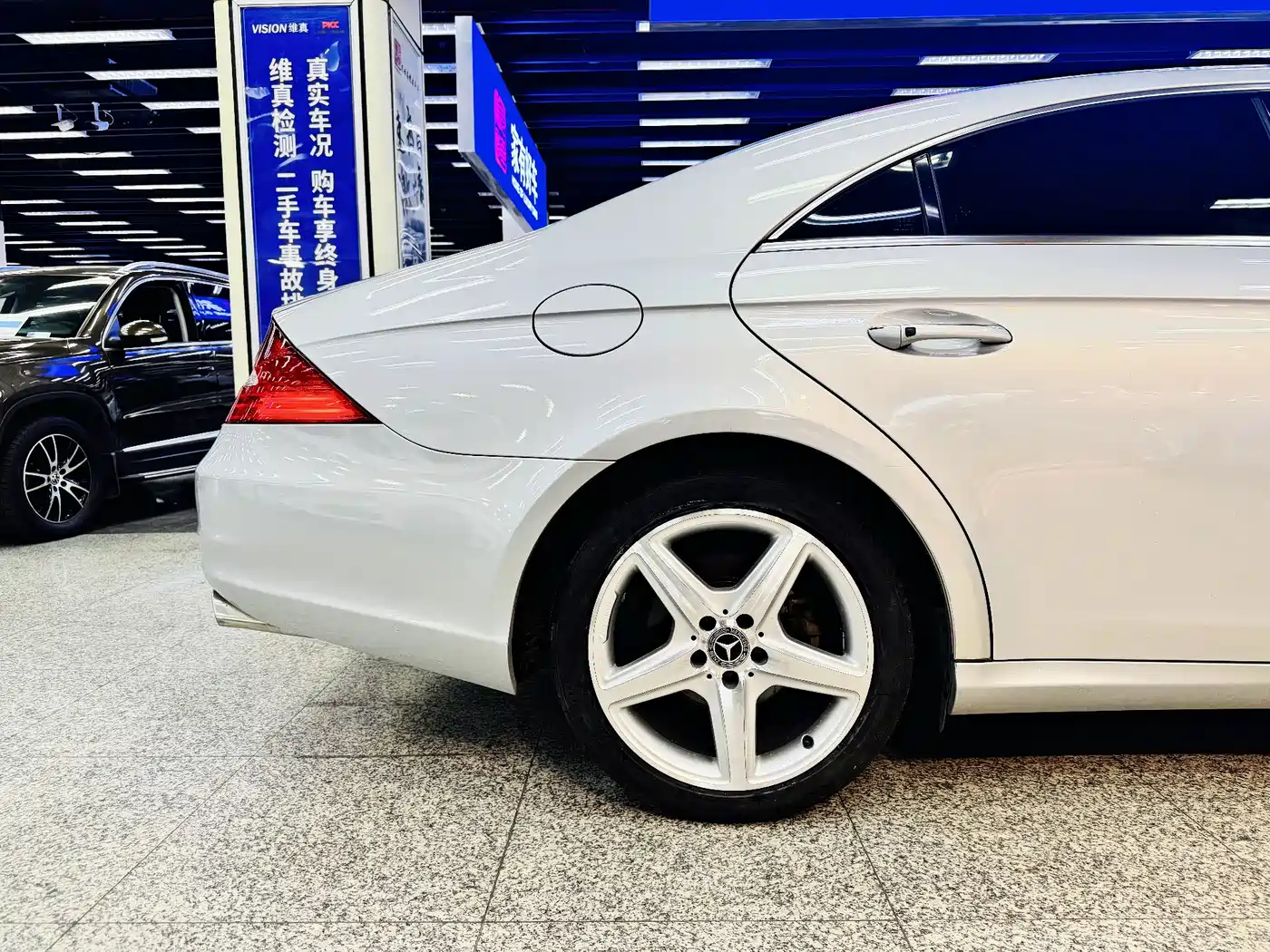 Mercedes-Benz CLS 2009 CLS 350 фото 8