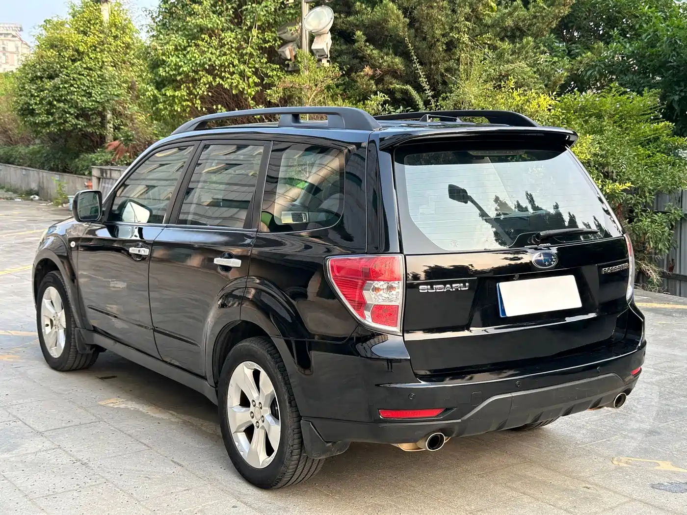 Subaru Forester 2010 2.5XT Automatic Luxury Edition фото 8
