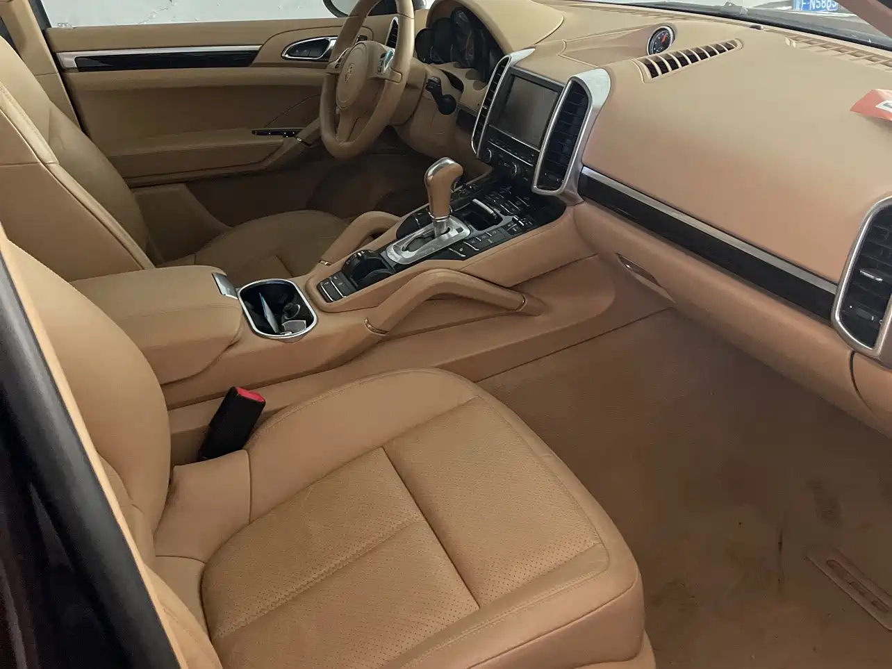 Porsche Cayenne 2015 Cayenne GTS 3.6T фото 8