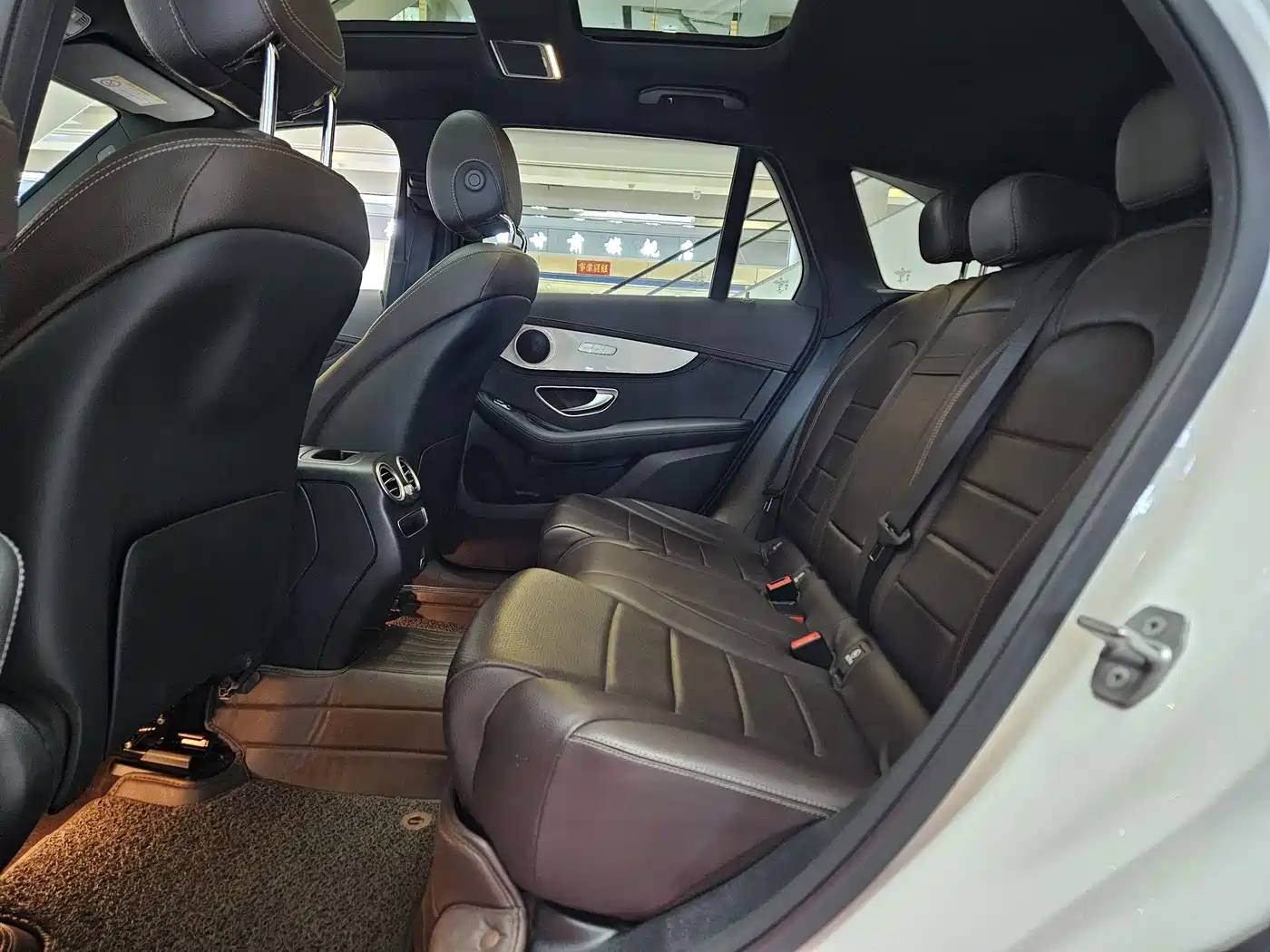 Mercedes-Benz GLC 2020 Facelift GLC 260 L 4MATIC Dynamic фото 12
