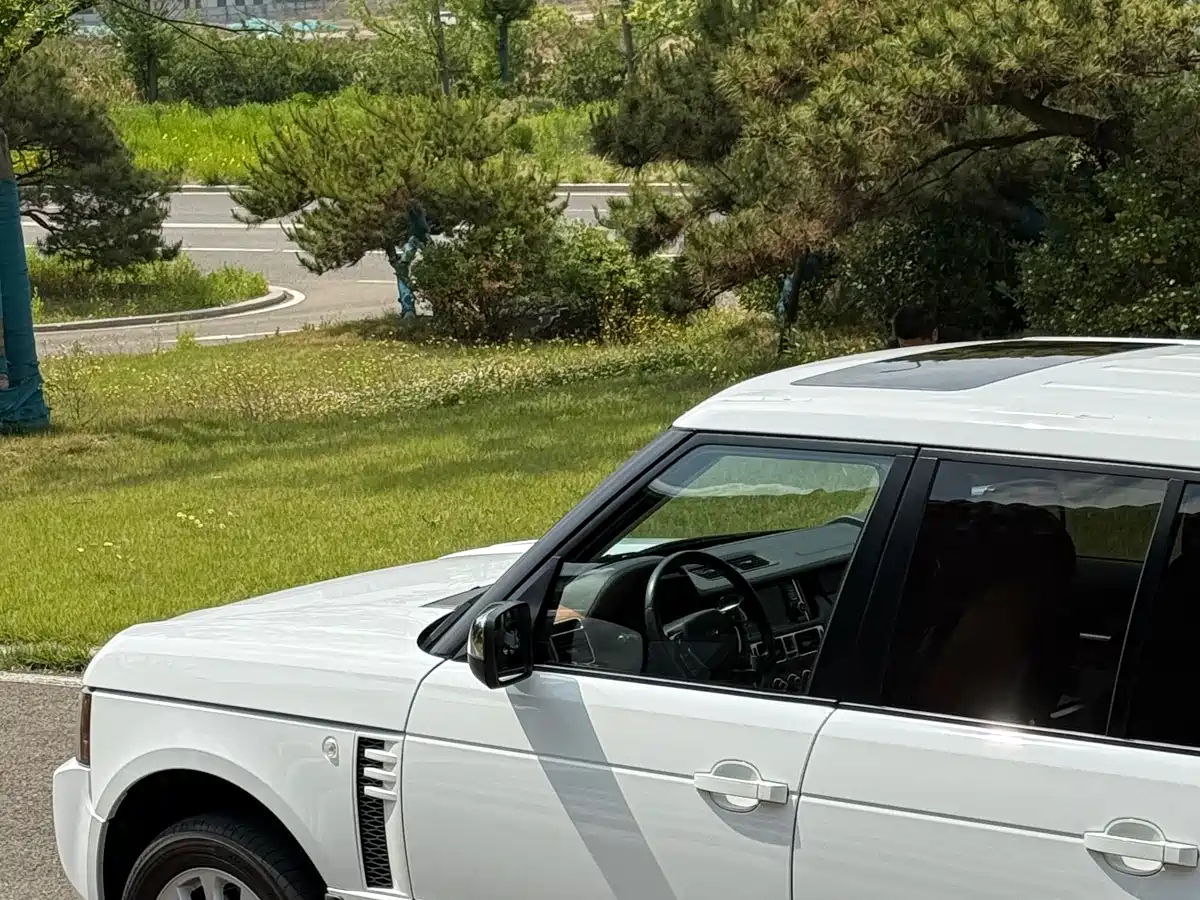 Land Rover Range Rover 2012 4.4 TDV8 фото 4