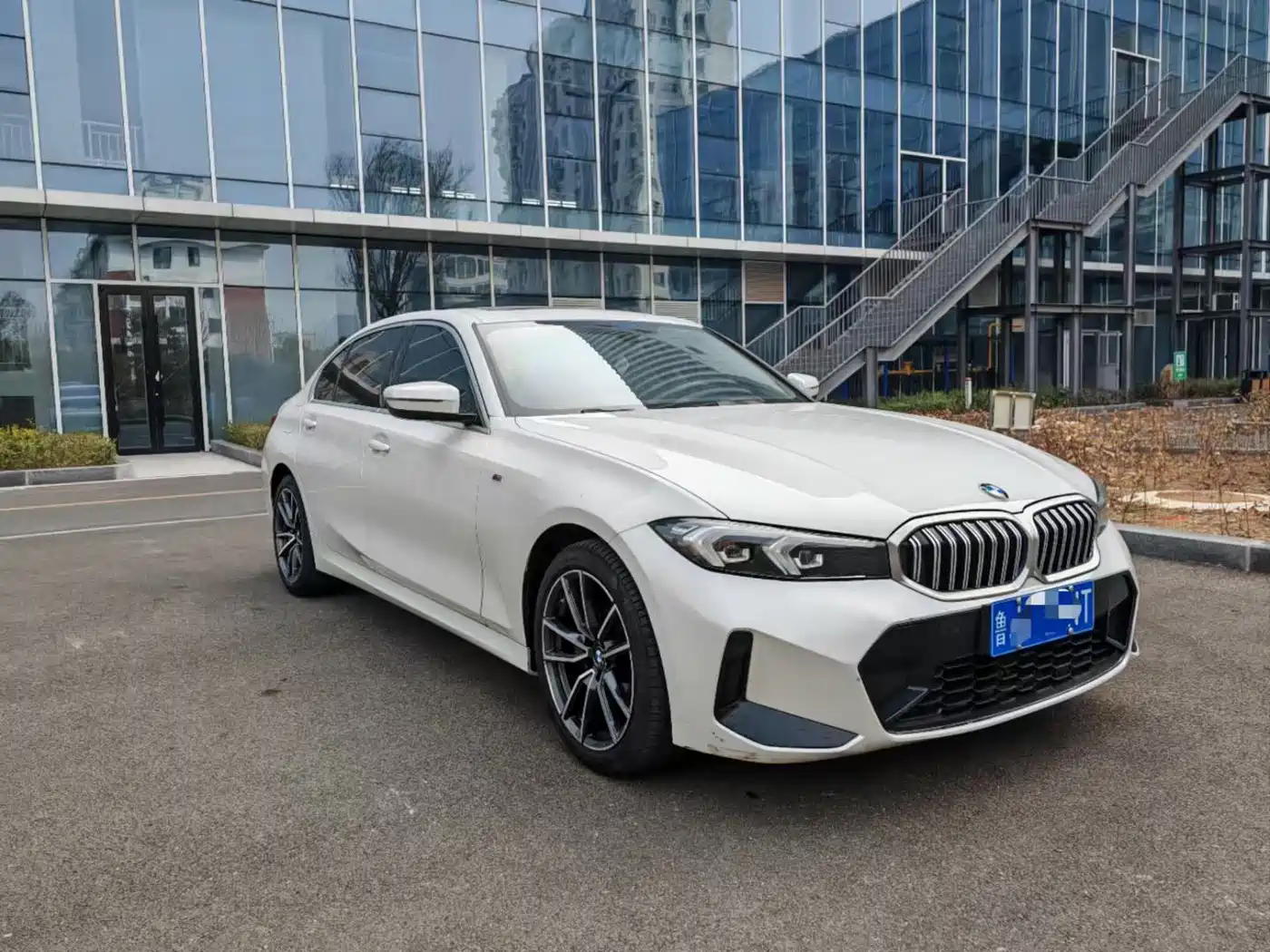 BMW 3 Series 2024 320Li M Sport Package фото 3
