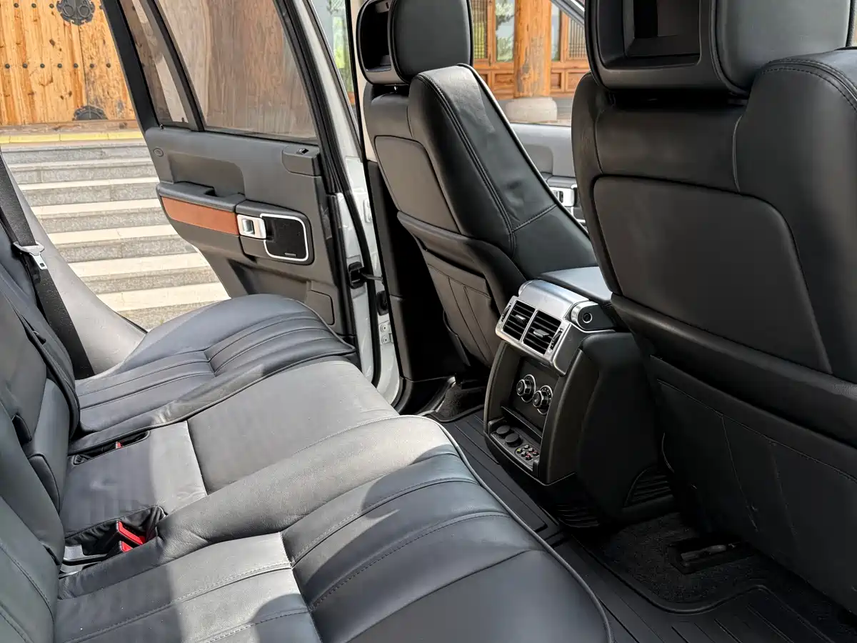 Land Rover Range Rover 2012 4.4 TDV8 фото 11