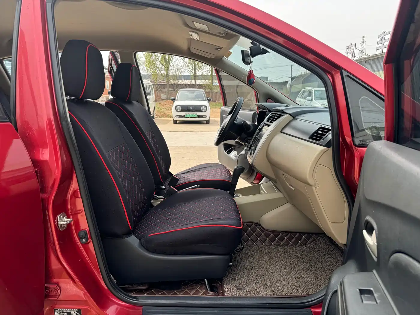Venucia R50 2014 2013 1.6L Auto Fashion