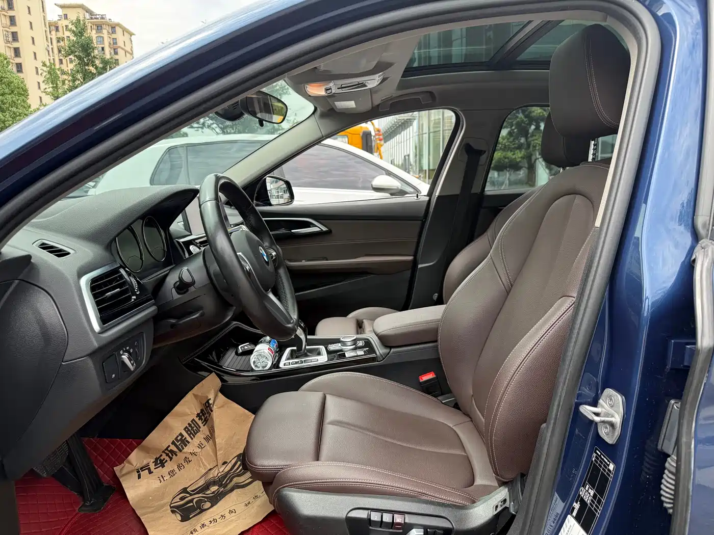 BMW 1 Series 2021 120i M Sport Shadow Edition фото 5