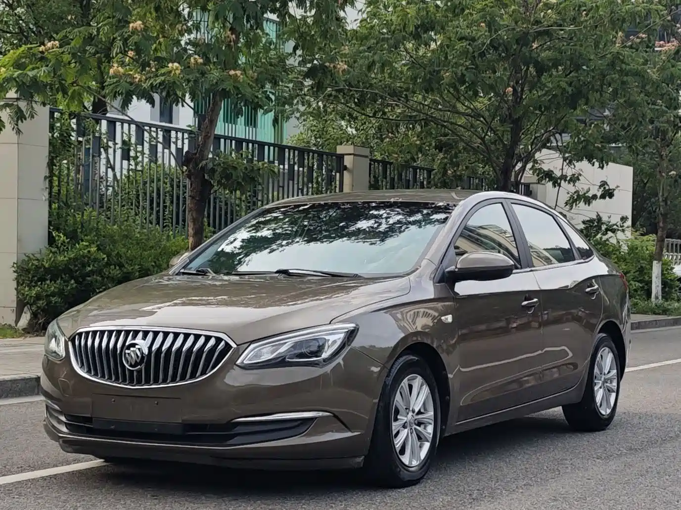 Buick Excelle 2015 15N Automatic Progressive