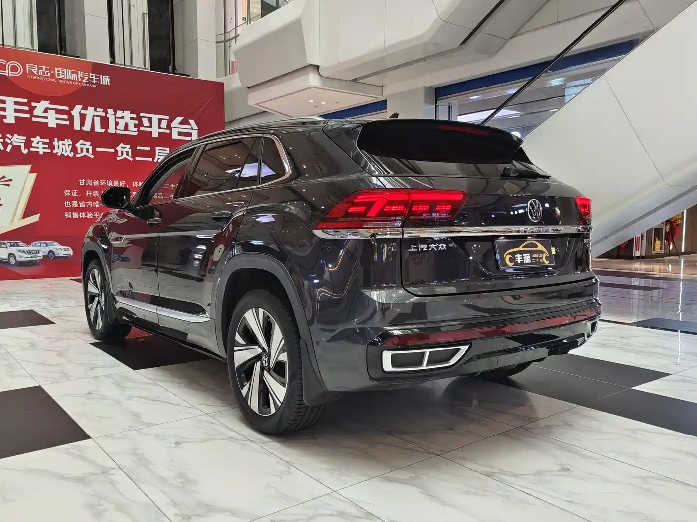 Volkswagen Teramont 2022 Teramont X 380TSI 4MOTION Premium Luxury фото 27