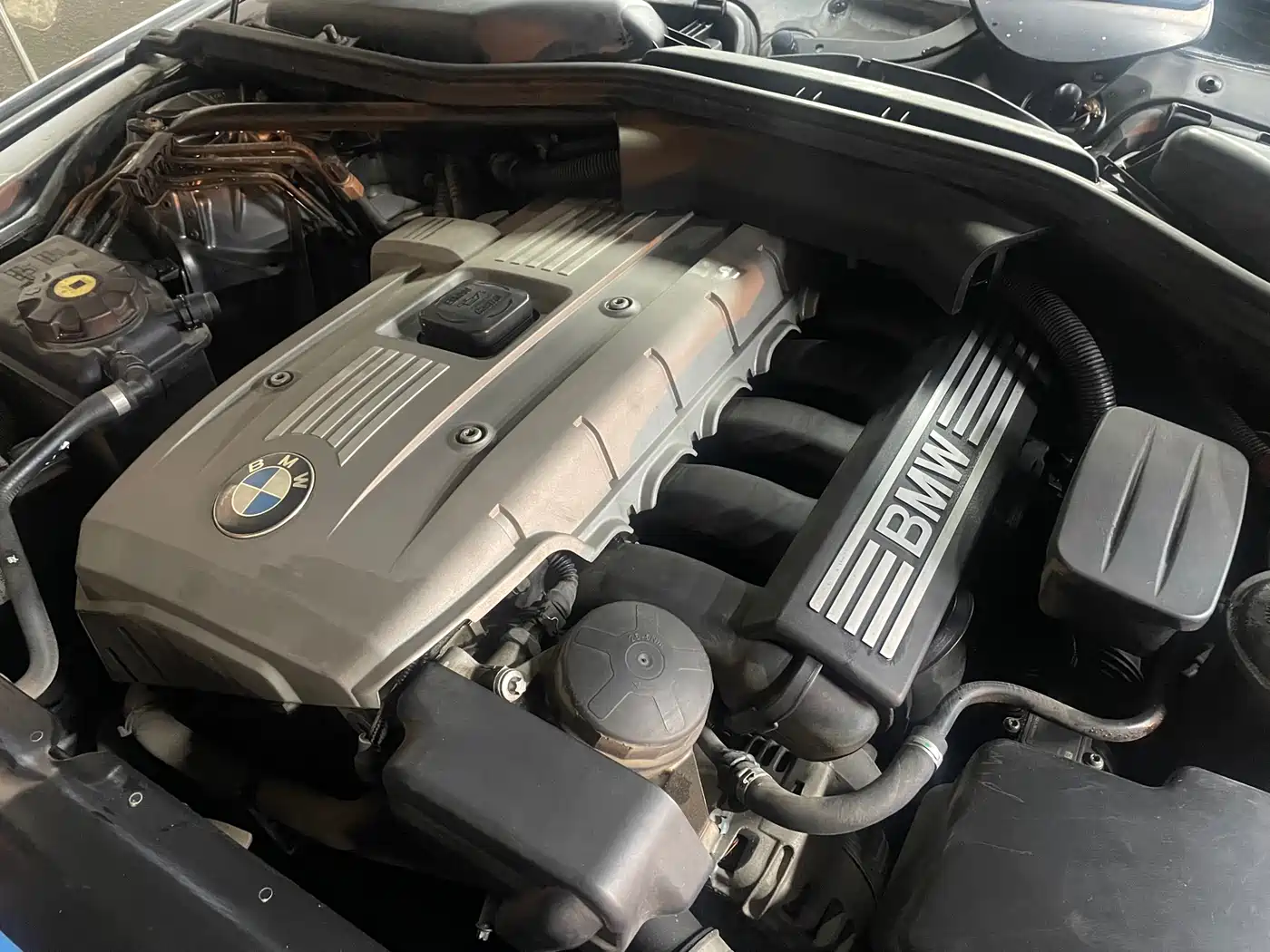 BMW 5 Series 2006 530i фото 32