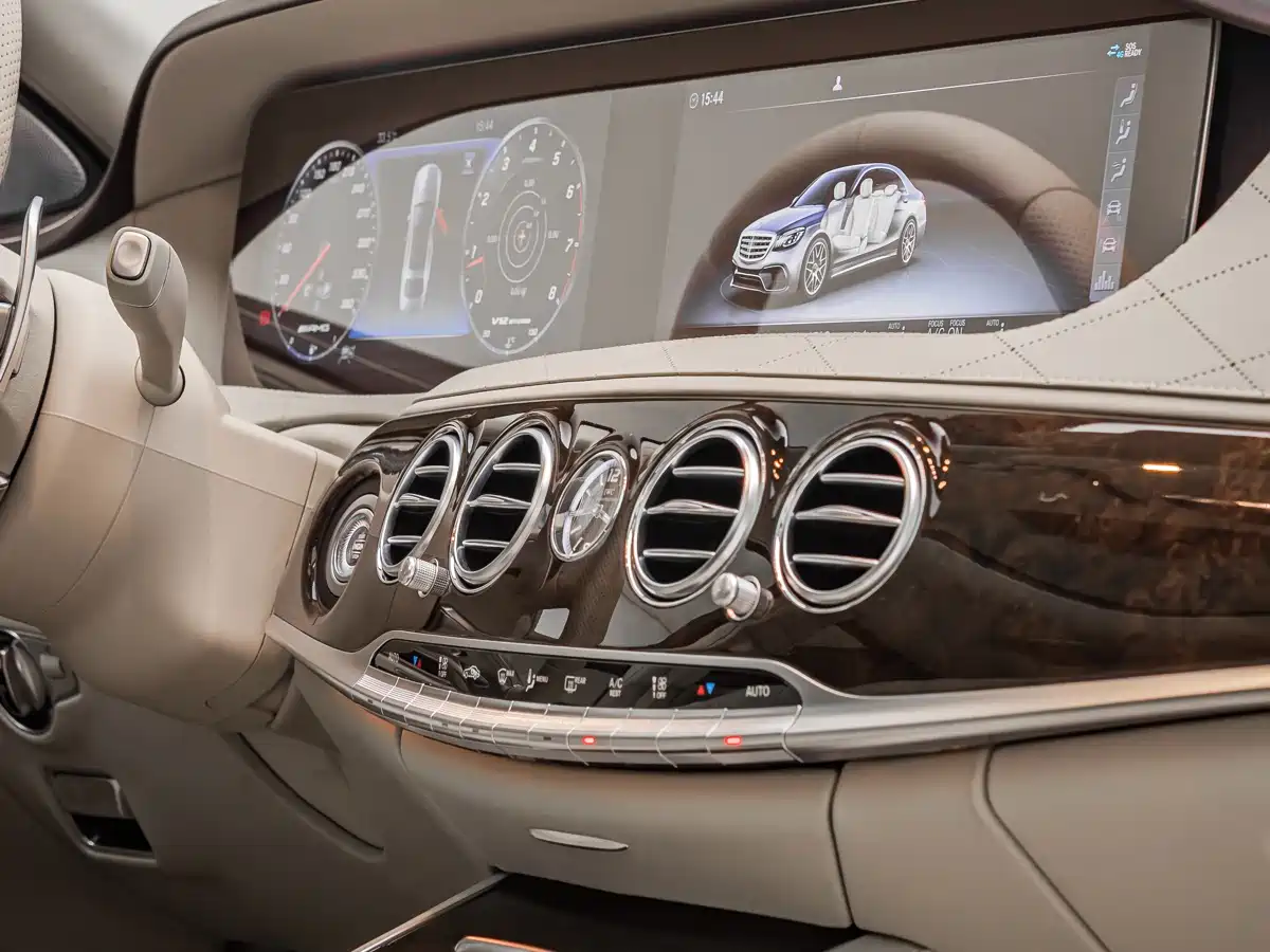 MERCEDES-BENZ S CLASS AMG