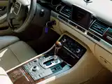 Фото 15 - Audi A8