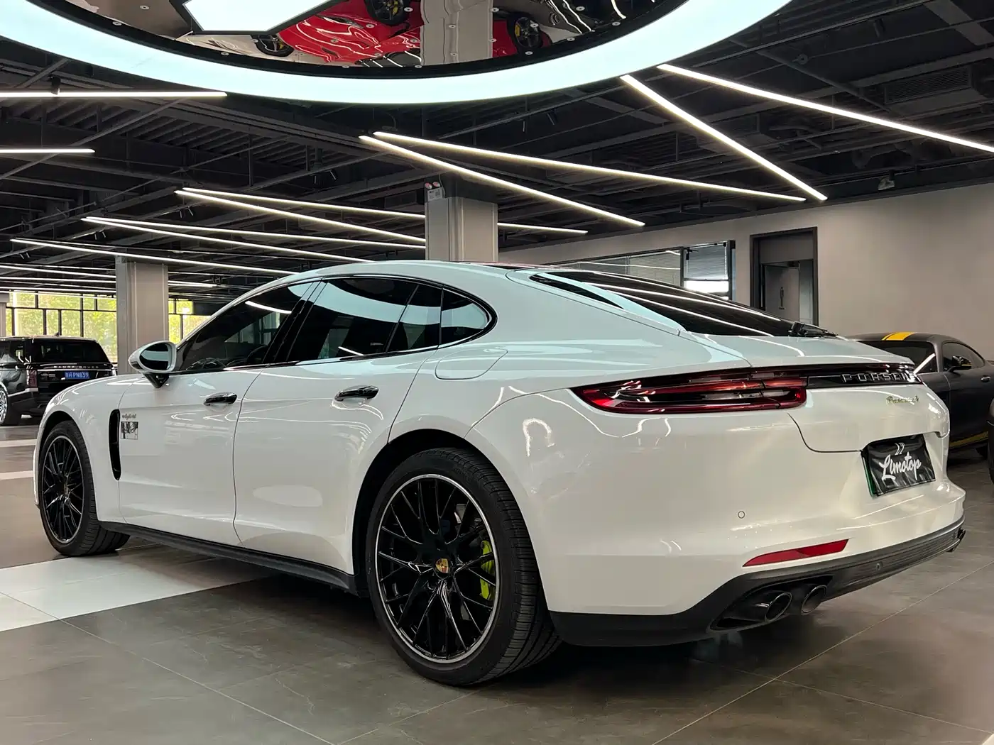 Porsche Panamera New Energy 2018 Panamera 4 E-Hybrid 2.9T фото 5