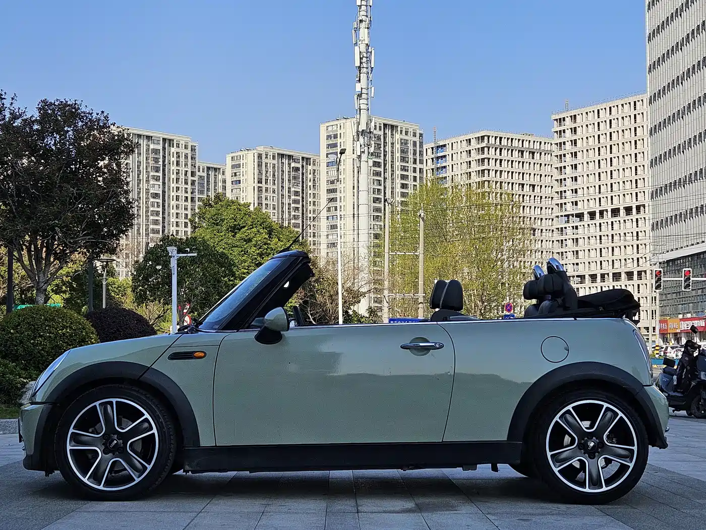 MINI MINI 2010 2004 1.6 COOPER CABRIO