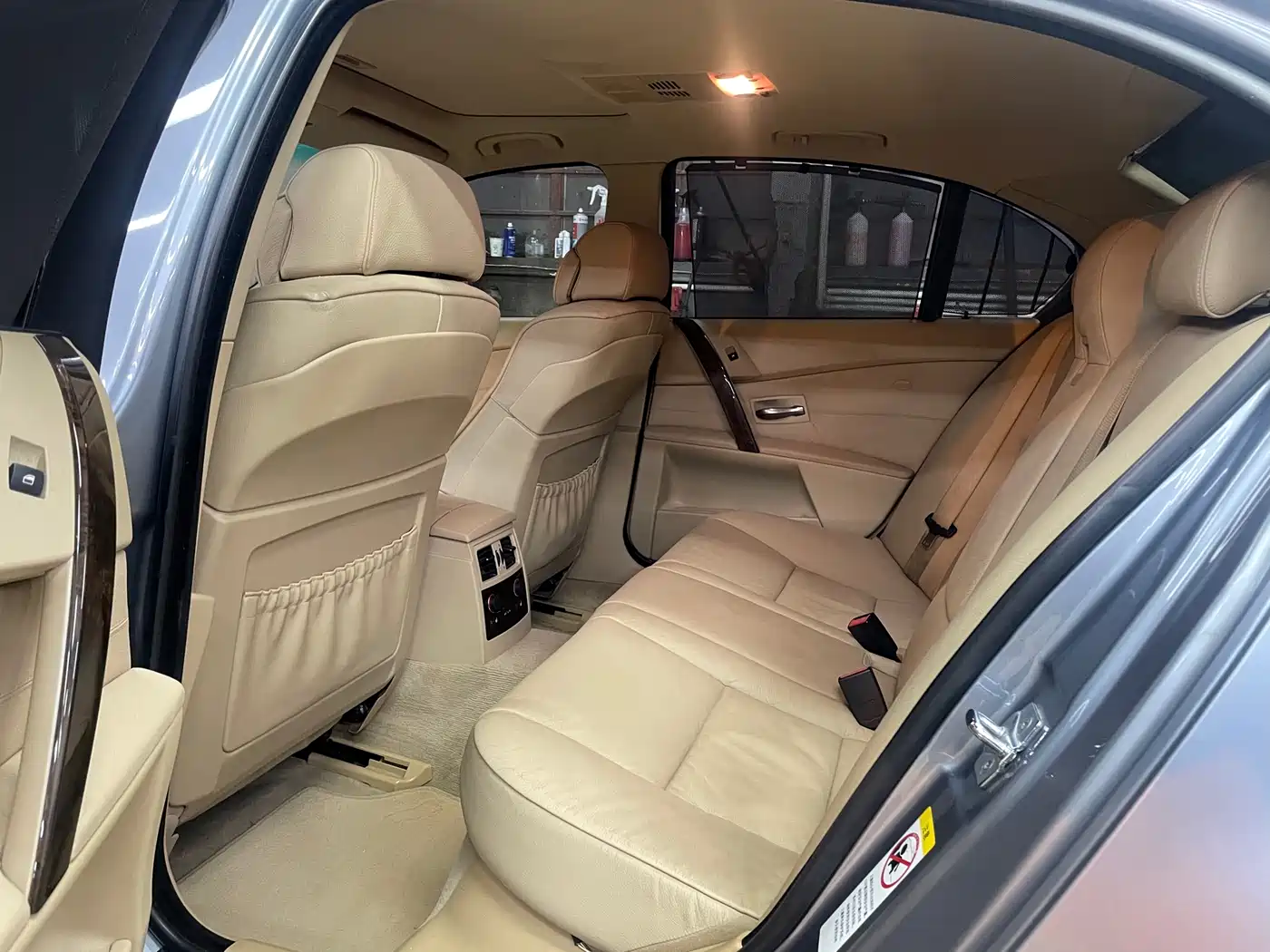 BMW 5 Series 2006 530i фото 20