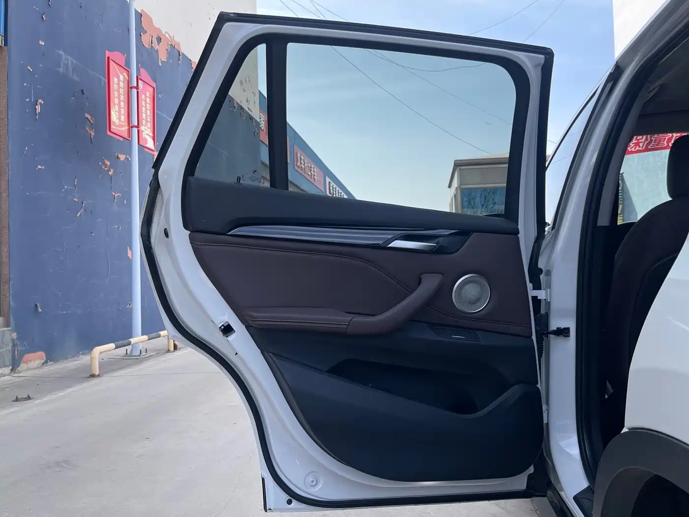 BMW X1 2022 sDrive25Li Leading фото 11