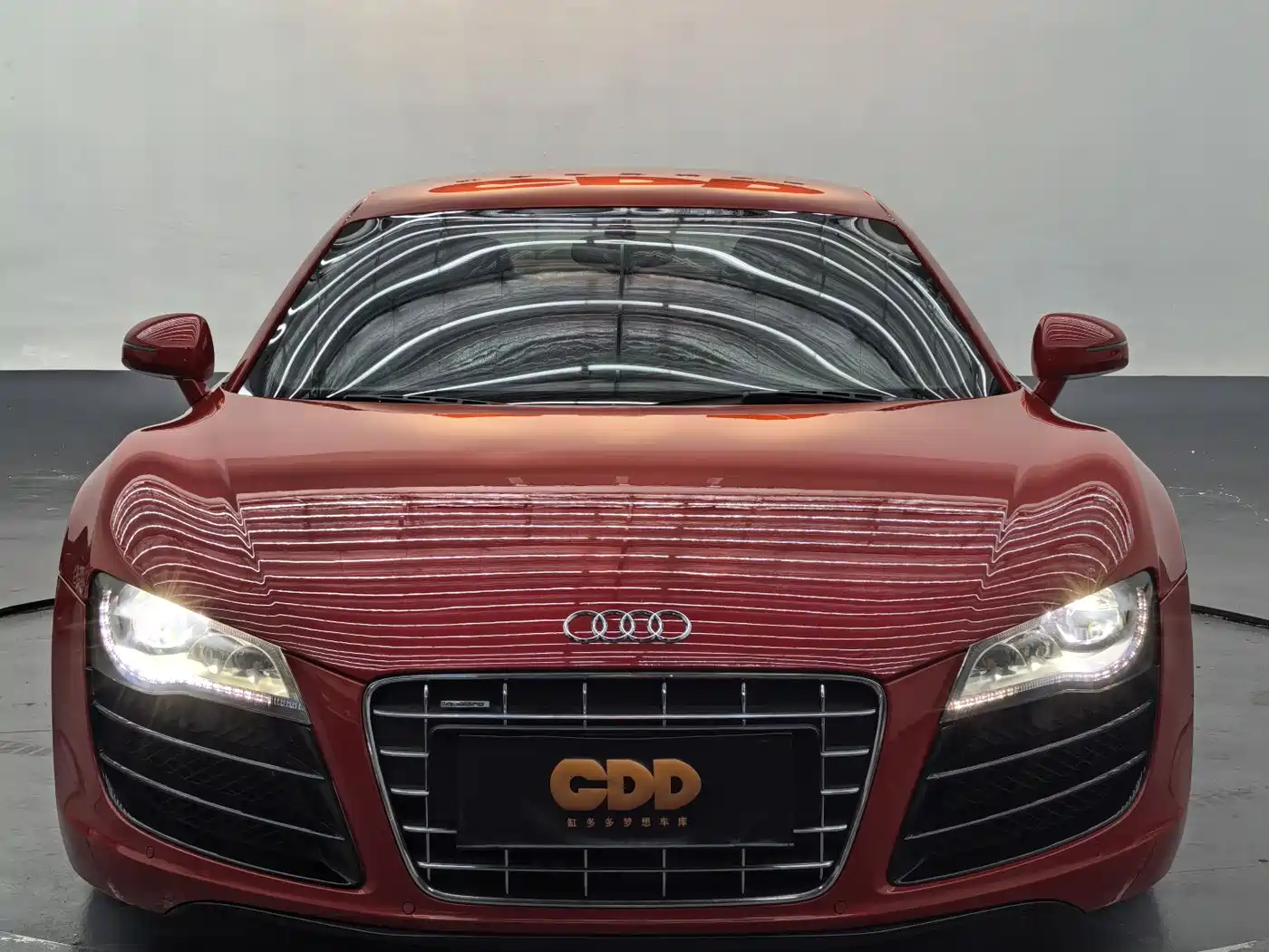 Audi R8 2010 5.2 FSI quattro фото 2