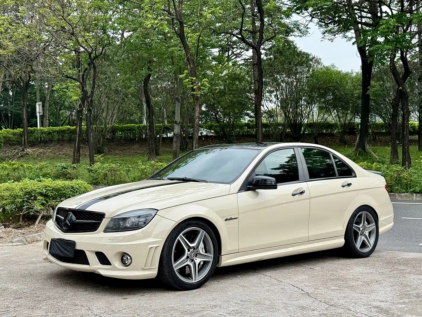 Mercedes-Benz C-Class AMG 2010 AMG C 63 Sport Enhanced Edition