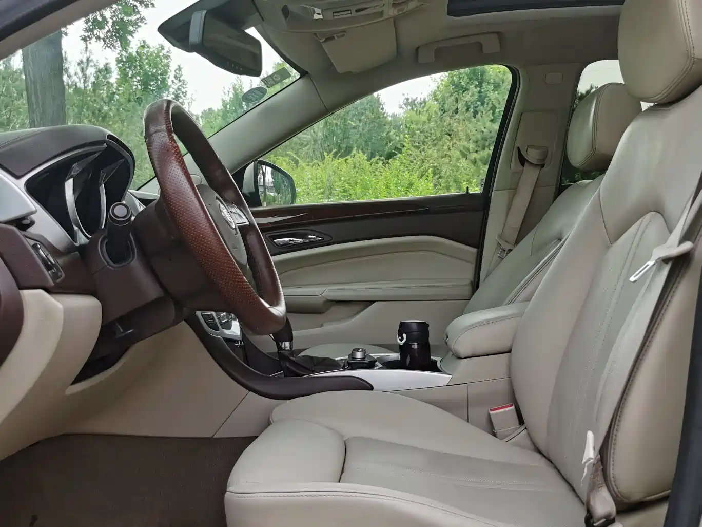 Cadillac SRX 2011 Model 3.0L Luxury фото 24