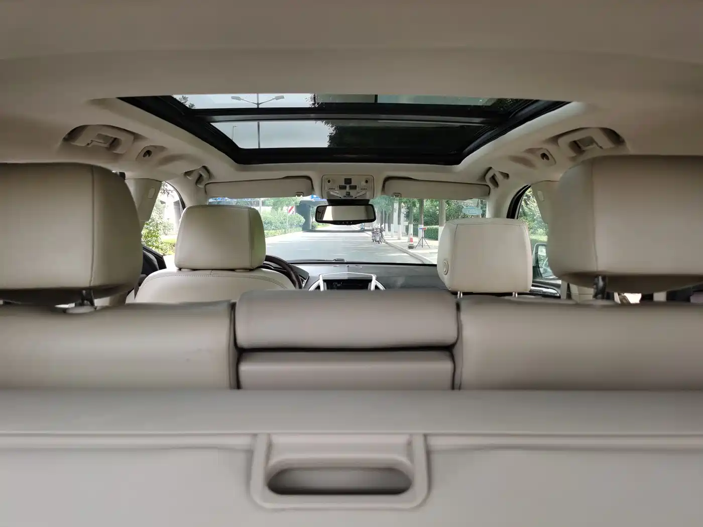Cadillac SRX 2011 Model 3.0L Luxury фото 29