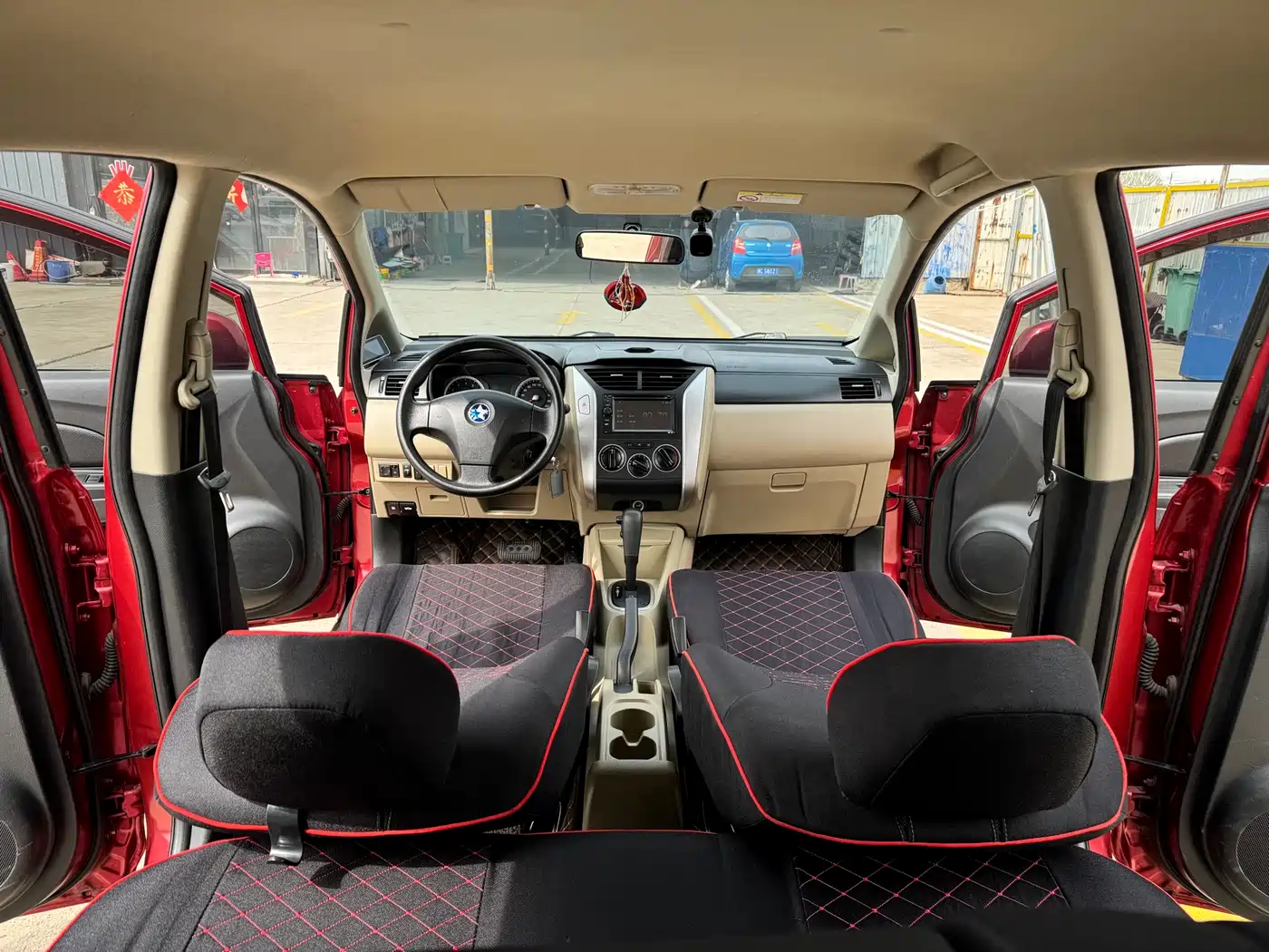 Venucia R50 2014 2013 1.6L Auto Fashion