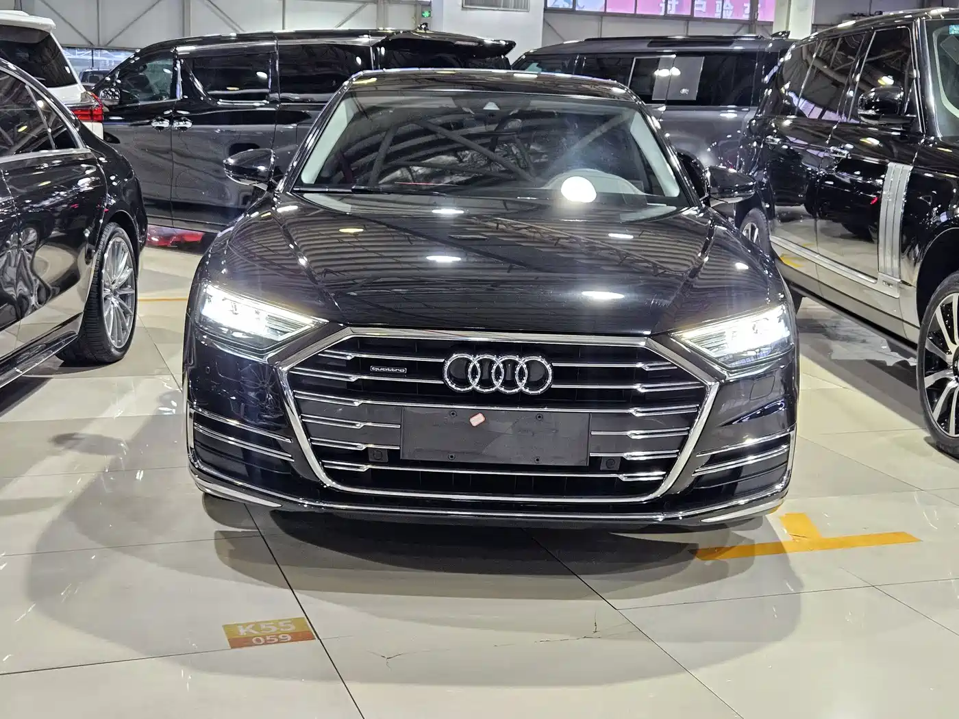 Audi A8 2022 A8L 50 TFSI quattro Comfort Collector's Edition фото 2