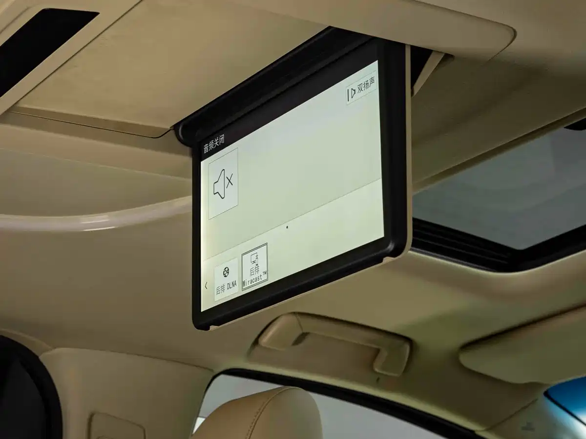 Toyota Vellfire 2021 Crown Hybrid 2.5L HV Premium Edition фото 18