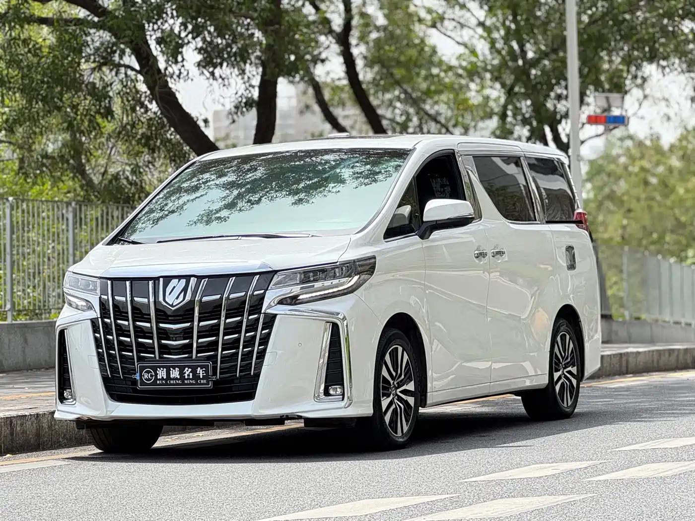 Toyota Alphard 2018 Facelift 3.5L Premium Edition