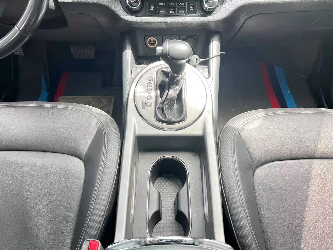 Фото 14 - Kia Sportage