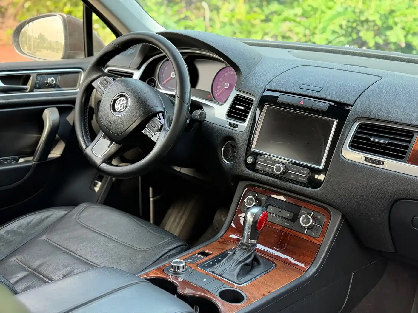 Volkswagen Touareg 2011 3.0TSI Standard фото 17