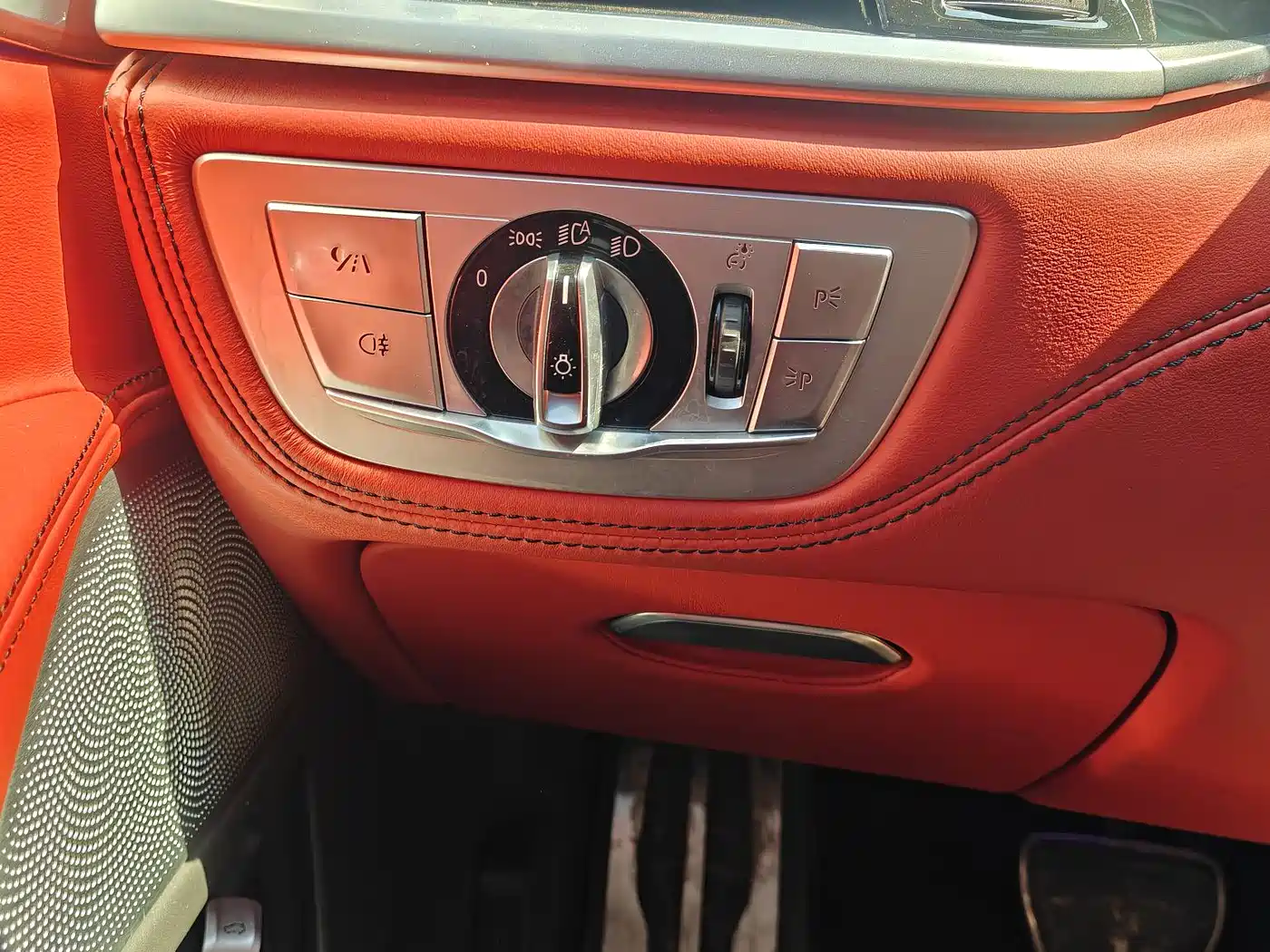 BMW 7 Series 2017 M760Li xDrive Excellence Luxury фото 13