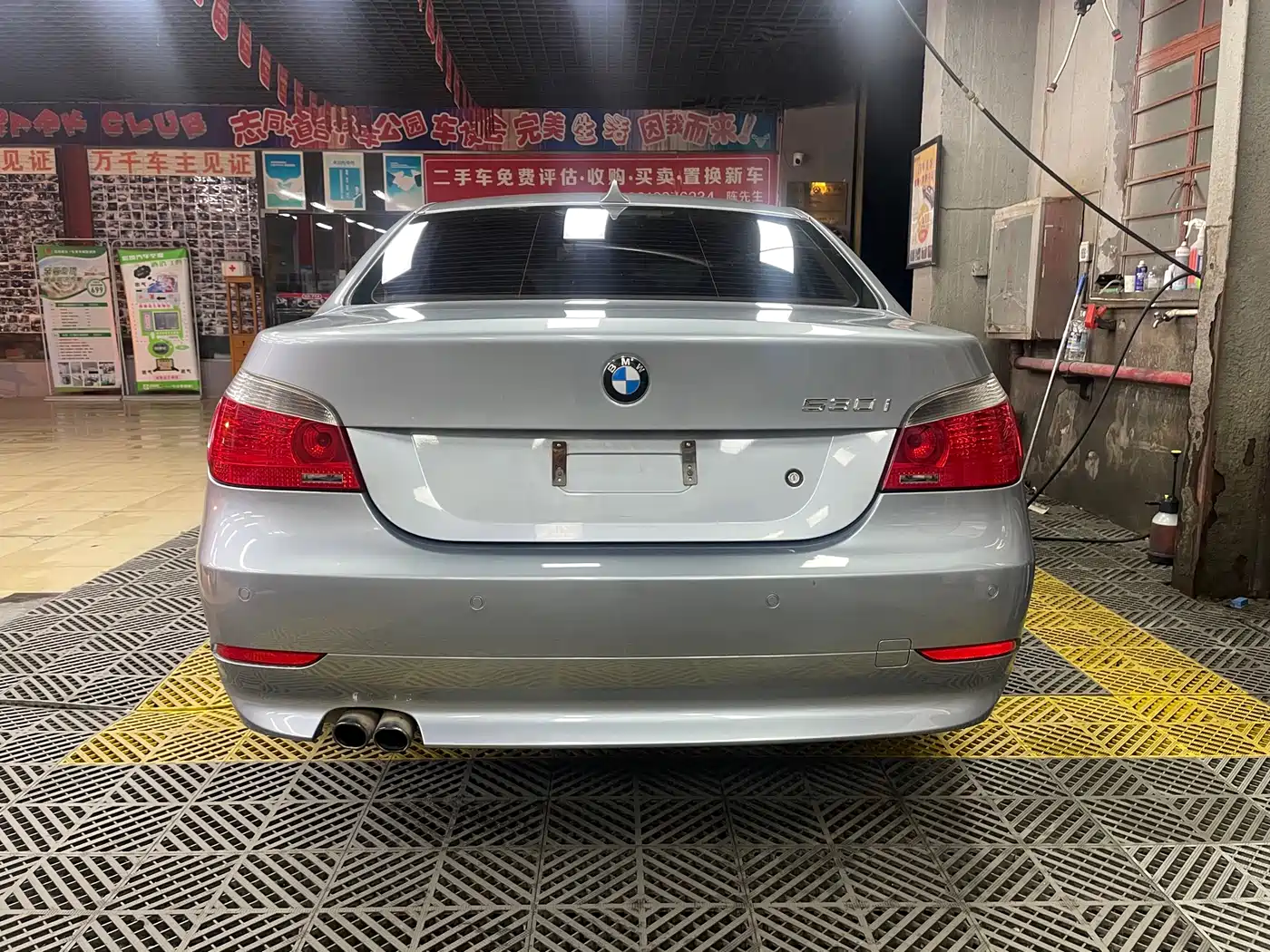 BMW 5 Series 2006 530i фото 5