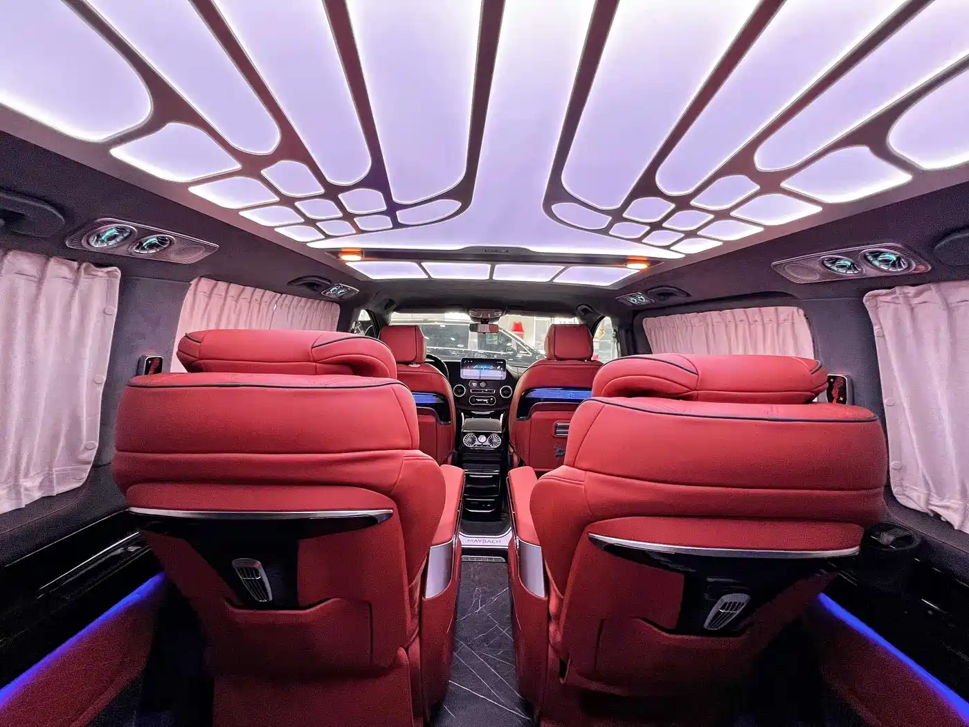 Mercedes-Benz Vito 2023 2.0T Elite 7-Seater фото 13
