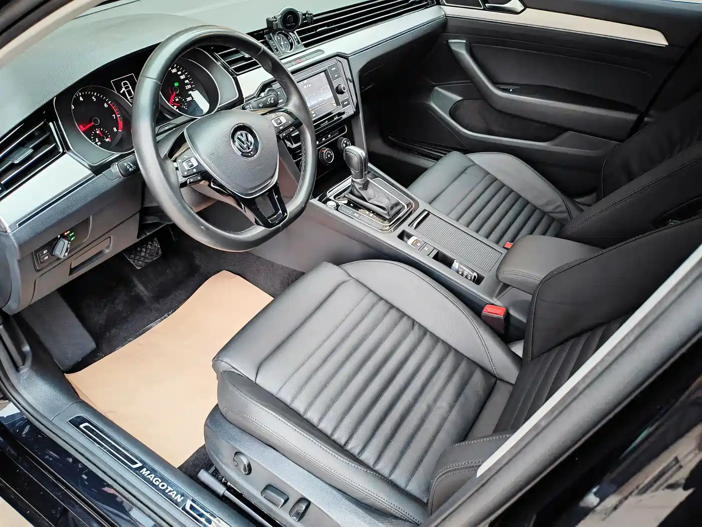 Volkswagen Magotan 2019 330TSI DSG Leading China VI фото 9