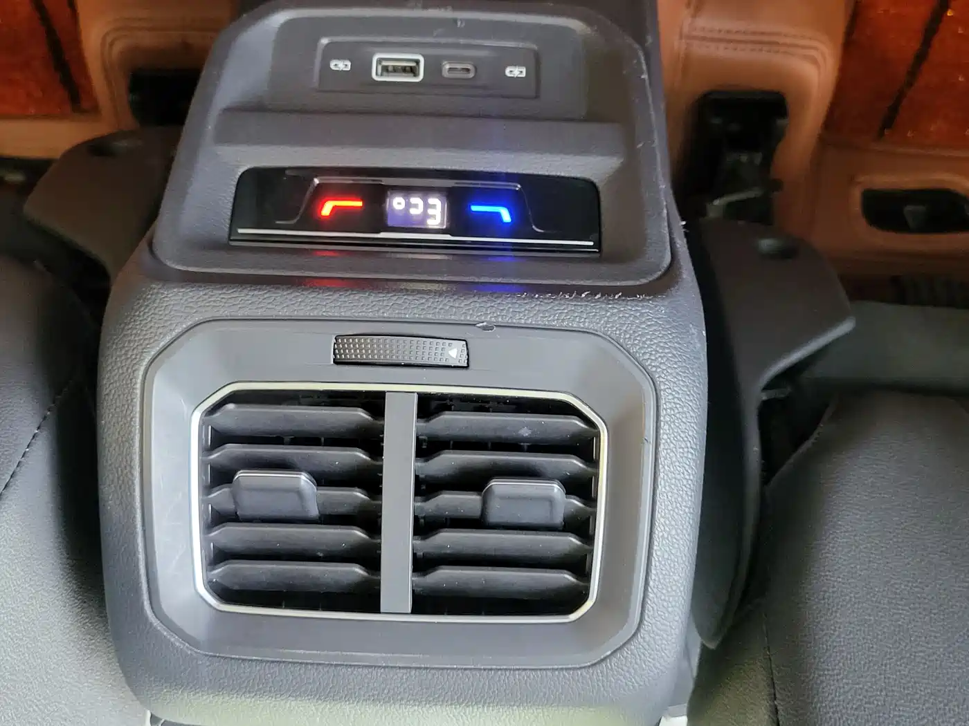 VOLKSWAGEN TIGUAN L NEW ENERGY